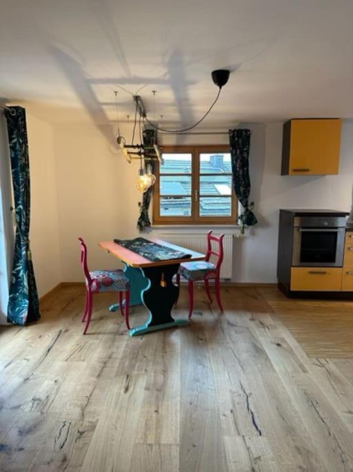 Charmante Farbenfrohe Wohnung Fuer Zwei フィッシュバッハウ エクステリア 写真